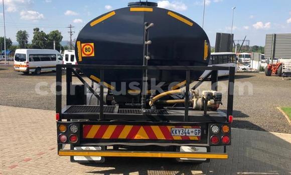 Tenga Tsaru Nissan UD Zvimwe Rori in Beitbridge in Matabeleland South Tenga Tsaru Nissan UD Zvimwe Rori in Beitbridge in Matabeleland South