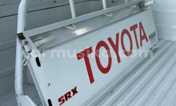 Acheter Occasion Voiture Toyota Hilux Autre à Beitbridge, Matabeleland South Acheter Occasion Voiture Toyota Hilux Autre à Beitbridge, Matabeleland South