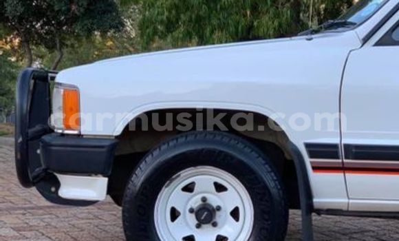 Acheter Occasion Voiture Toyota Hilux Autre à Beitbridge, Matabeleland South Acheter Occasion Voiture Toyota Hilux Autre à Beitbridge, Matabeleland South