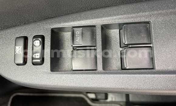 Acheter Occasion Voiture Toyota Ractis Bleu à Beitbridge, Matabeleland South Acheter Occasion Voiture Toyota Ractis Bleu à Beitbridge, Matabeleland South