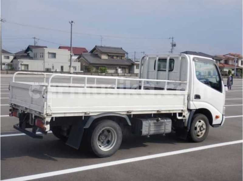 Big with watermark toyota dyna matabeleland south beitbridge 23168