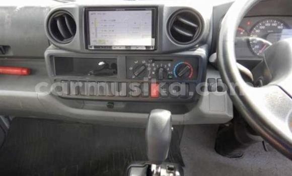 Nunua Ilio tumika Toyota Dyna Nyeupe Lori ndani ya Beitbridge nchini Matabeleland Kusini Nunua Ilio tumika Toyota Dyna Nyeupe Lori ndani ya Beitbridge nchini Matabeleland Kusini