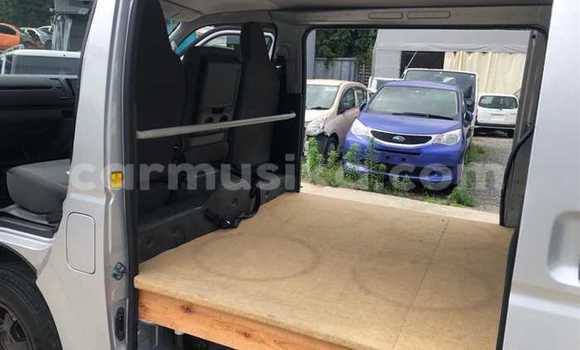 Acheter Occasion Voiture Toyota Hiace Gris à Beitbridge, Matabeleland South Acheter Occasion Voiture Toyota Hiace Gris à Beitbridge, Matabeleland South