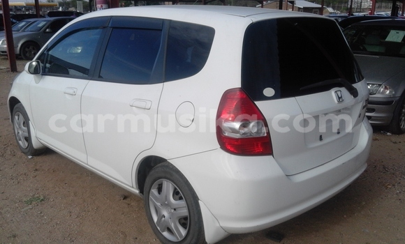 Tenga Tsaru Honda Fit Chena Mota in Chegutu in Dunhu reMashonaland yeMadokero Tenga Tsaru Honda Fit Chena Mota in Chegutu in Dunhu reMashonaland yeMadokero