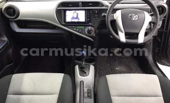 Nunua Ilio tumika Toyota Aqua Nyeusi Gari ndani ya Beitbridge nchini Matabeleland Kusini Nunua Ilio tumika Toyota Aqua Nyeusi Gari ndani ya Beitbridge nchini Matabeleland Kusini