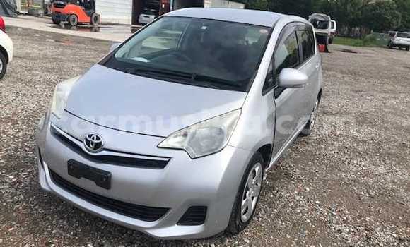 Nunua Ilio tumika Toyota Ractis Fedha Gari ndani ya Beitbridge nchini Matabeleland Kusini Nunua Ilio tumika Toyota Ractis Fedha Gari ndani ya Beitbridge nchini Matabeleland Kusini