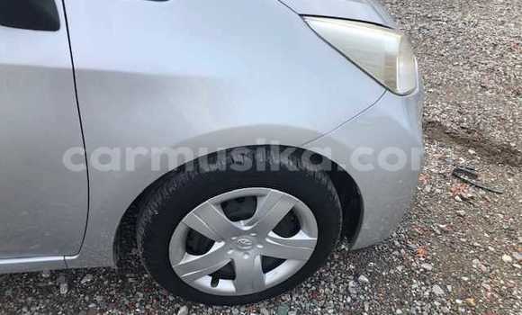 Nunua Ilio tumika Toyota Ractis Fedha Gari ndani ya Beitbridge nchini Matabeleland Kusini Nunua Ilio tumika Toyota Ractis Fedha Gari ndani ya Beitbridge nchini Matabeleland Kusini