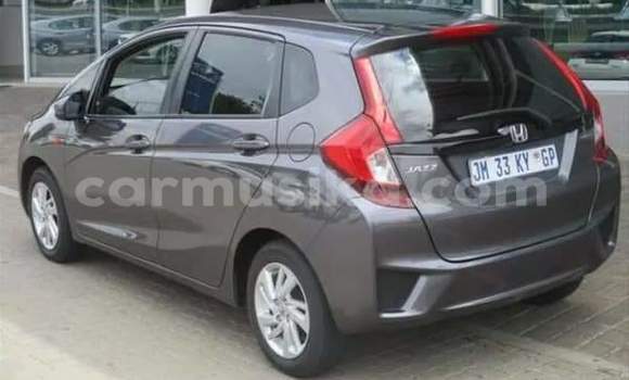 Acheter Occasion Voiture Honda Jazz Gris à Bindura, Mashonaland Central Acheter Occasion Voiture Honda Jazz Gris à Bindura, Mashonaland Central