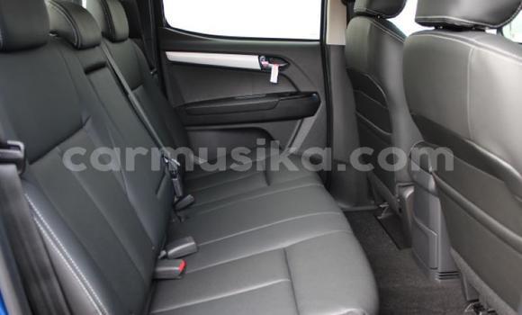 Tenga Tsaru Isuzu D–MAX Bhuruu Mota in Beitbridge in Matabeleland South Tenga Tsaru Isuzu D–MAX Bhuruu Mota in Beitbridge in Matabeleland South