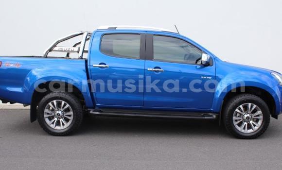 Tenga Tsaru Isuzu D–MAX Bhuruu Mota in Beitbridge in Matabeleland South Tenga Tsaru Isuzu D–MAX Bhuruu Mota in Beitbridge in Matabeleland South