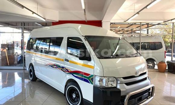 Tenga Tsaru Toyota Hiace Chena Mota in Harare in Harare Tenga Tsaru Toyota Hiace Chena Mota in Harare in Harare