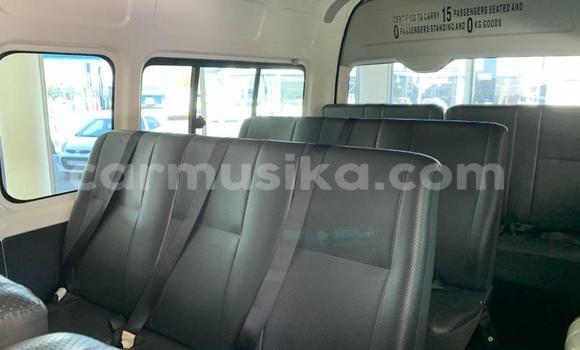 Tenga Tsaru Toyota Hiace Chena Mota in Harare in Harare Tenga Tsaru Toyota Hiace Chena Mota in Harare in Harare