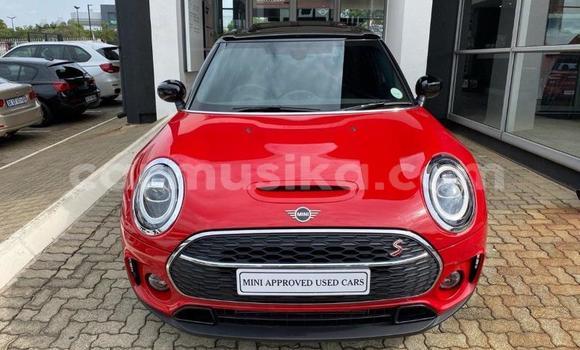 Nunua Ilio tumika Mini Cooper S clubman Nyekundu Gari ndani ya Beitbridge nchini Matabeleland Kusini