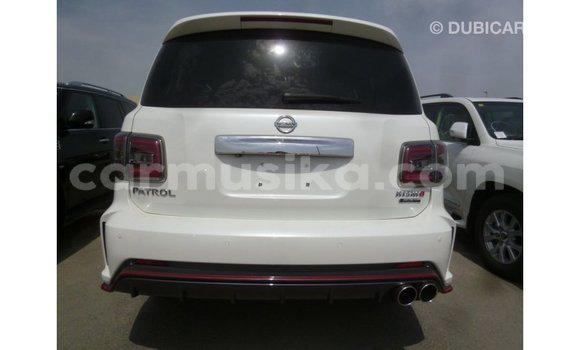 Nunua Imported Nissan Patrol Nyeupe Gari ndani ya Import - Dubai nchini Harare Nunua Imported Nissan Patrol Nyeupe Gari ndani ya Import - Dubai nchini Harare