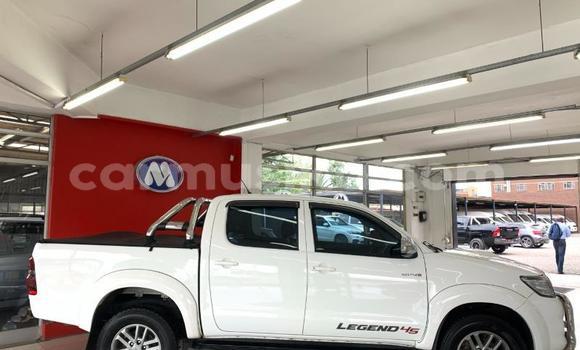 Tenga Itsva Toyota Hilux Chena Mota in Harare in Harare
