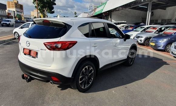 Nunua Ilio tumika Mazda CX-5 Nyeupe Gari ndani ya Beitbridge nchini Matabeleland Kusini Nunua Ilio tumika Mazda CX-5 Nyeupe Gari ndani ya Beitbridge nchini Matabeleland Kusini