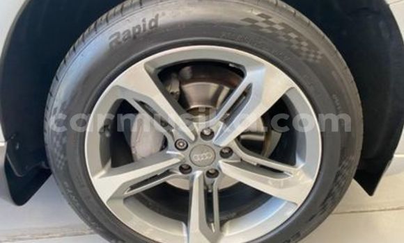 Acheter Occasion Voiture Audi A5 Gris à Beitbridge, Matabeleland South Acheter Occasion Voiture Audi A5 Gris à Beitbridge, Matabeleland South