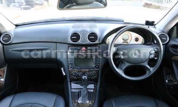 Acheter Occasion Voiture Mercedes‒Benz CLK–Class Noir à Beitbridge, Matabeleland South Acheter Occasion Voiture Mercedes‒Benz CLK–Class Noir à Beitbridge, Matabeleland South