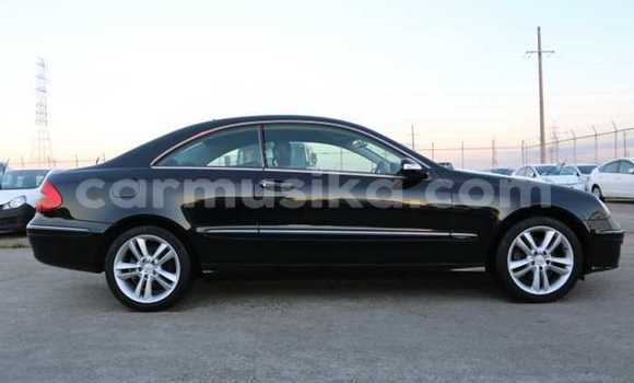 Acheter Occasion Voiture Mercedes‒Benz CLK–Class Noir à Beitbridge, Matabeleland South Acheter Occasion Voiture Mercedes‒Benz CLK–Class Noir à Beitbridge, Matabeleland South