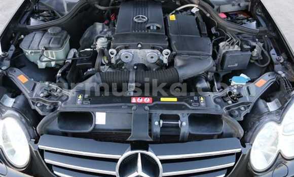 Acheter Occasion Voiture Mercedes‒Benz CLK–Class Noir à Beitbridge, Matabeleland South Acheter Occasion Voiture Mercedes‒Benz CLK–Class Noir à Beitbridge, Matabeleland South