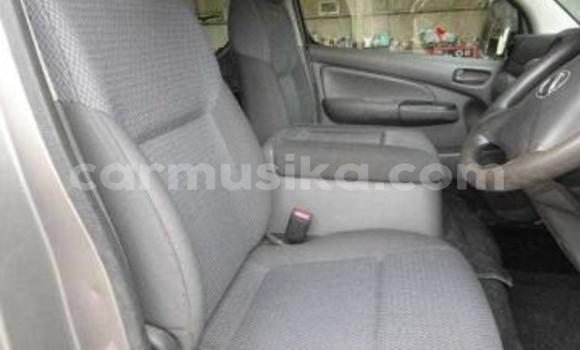 Acheter Occasion Voiture Nissan Caravan Gris à Beitbridge, Matabeleland South Acheter Occasion Voiture Nissan Caravan Gris à Beitbridge, Matabeleland South