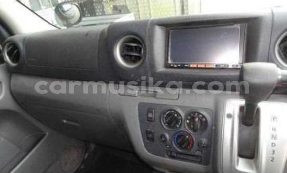 Acheter Occasion Voiture Nissan Caravan Gris à Beitbridge, Matabeleland South Acheter Occasion Voiture Nissan Caravan Gris à Beitbridge, Matabeleland South