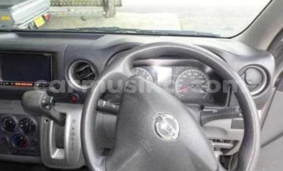 Acheter Occasion Voiture Nissan Caravan Gris à Beitbridge, Matabeleland South Acheter Occasion Voiture Nissan Caravan Gris à Beitbridge, Matabeleland South