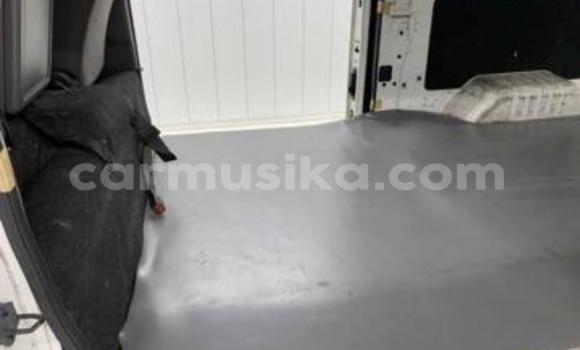 Acheter Occasion Voiture Nissan Caravan Blanc à Beitbridge, Matabeleland South Acheter Occasion Voiture Nissan Caravan Blanc à Beitbridge, Matabeleland South