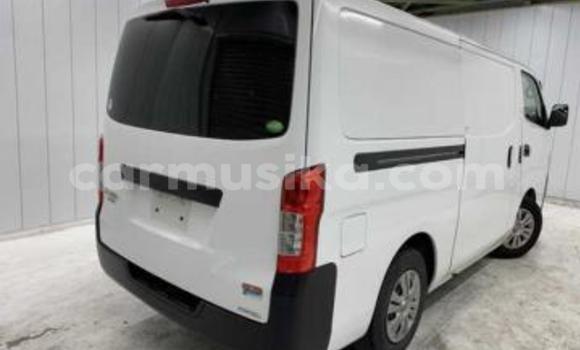 Acheter Occasion Voiture Nissan Caravan Blanc à Beitbridge, Matabeleland South Acheter Occasion Voiture Nissan Caravan Blanc à Beitbridge, Matabeleland South