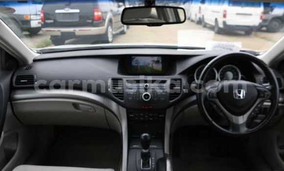 Acheter Occasion Voiture Honda Accord Blanc à Beitbridge, Matabeleland South Acheter Occasion Voiture Honda Accord Blanc à Beitbridge, Matabeleland South