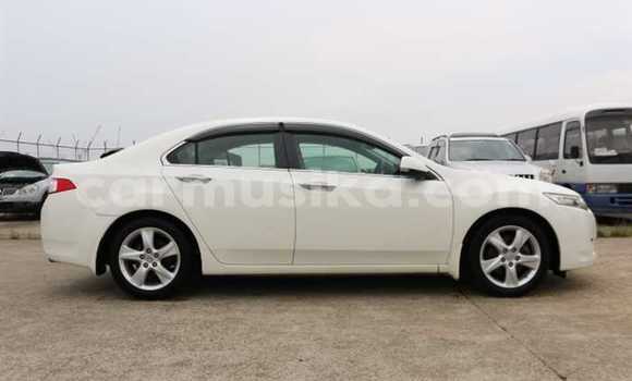 Acheter Occasion Voiture Honda Accord Blanc à Beitbridge, Matabeleland South Acheter Occasion Voiture Honda Accord Blanc à Beitbridge, Matabeleland South