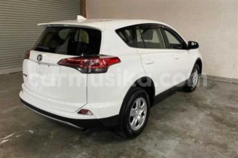 Big with watermark toyota rav4 matabeleland south beitbridge 23242