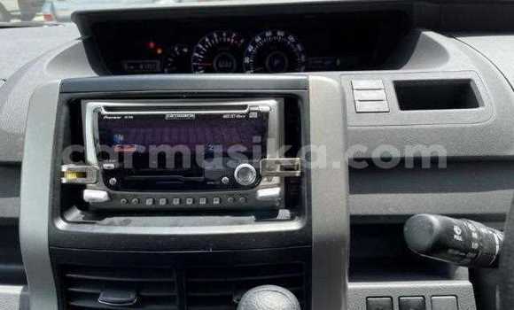 Acheter Occasion Voiture Toyota Noah Noir à Beitbridge, Matabeleland South Acheter Occasion Voiture Toyota Noah Noir à Beitbridge, Matabeleland South