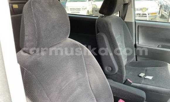 Acheter Occasion Voiture Toyota Noah Noir à Beitbridge, Matabeleland South Acheter Occasion Voiture Toyota Noah Noir à Beitbridge, Matabeleland South