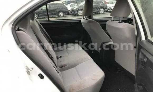 Acheter Occasion Voiture Toyota Axio Blanc à Beitbridge, Matabeleland South Acheter Occasion Voiture Toyota Axio Blanc à Beitbridge, Matabeleland South