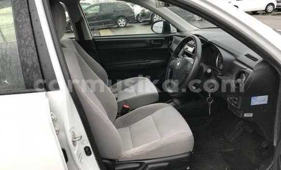 Acheter Occasion Voiture Toyota Axio Blanc à Beitbridge, Matabeleland South Acheter Occasion Voiture Toyota Axio Blanc à Beitbridge, Matabeleland South