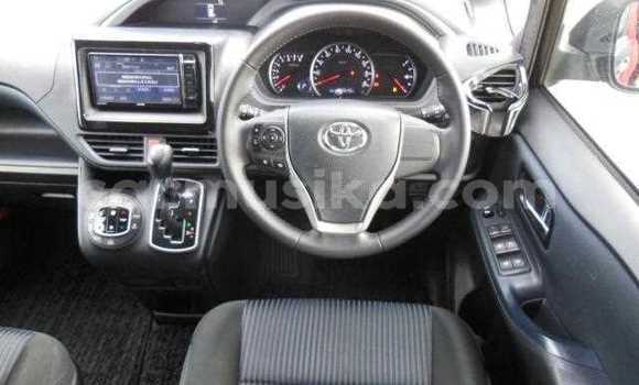 Tenga Tsaru Toyota Succeed Nhema Mota in Beitbridge in Matabeleland South Tenga Tsaru Toyota Succeed Nhema Mota in Beitbridge in Matabeleland South