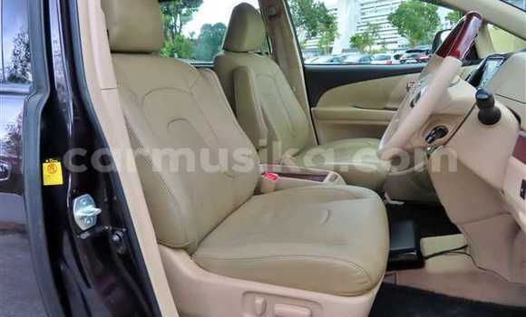 Buy Used Toyota Previa Beige Car in Beitbridge in Matabeleland South Buy Used Toyota Previa Beige Car in Beitbridge in Matabeleland South