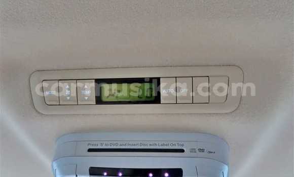 Buy Used Toyota Previa Beige Car in Beitbridge in Matabeleland South Buy Used Toyota Previa Beige Car in Beitbridge in Matabeleland South