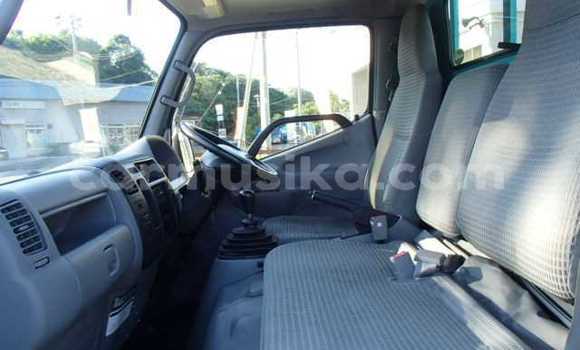 Acheter Occasion Utilitaire Toyota Dyna Bleu à Beitbridge, Matabeleland South Acheter Occasion Utilitaire Toyota Dyna Bleu à Beitbridge, Matabeleland South