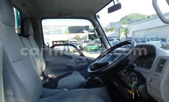 Acheter Occasion Utilitaire Toyota Dyna Bleu à Beitbridge, Matabeleland South Acheter Occasion Utilitaire Toyota Dyna Bleu à Beitbridge, Matabeleland South