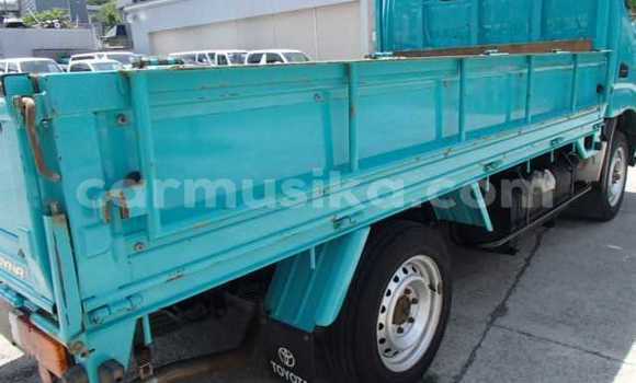 Acheter Occasion Utilitaire Toyota Dyna Bleu à Beitbridge, Matabeleland South Acheter Occasion Utilitaire Toyota Dyna Bleu à Beitbridge, Matabeleland South