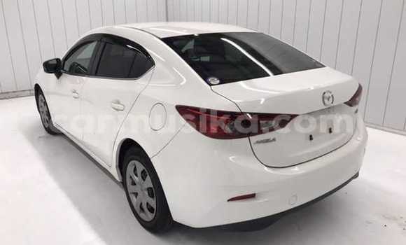 Acheter Occasion Voiture Mazda Axela Blanc à Beitbridge, Matabeleland South Acheter Occasion Voiture Mazda Axela Blanc à Beitbridge, Matabeleland South
