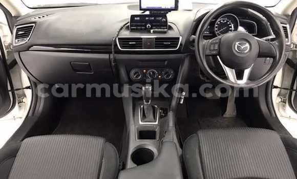 Acheter Occasion Voiture Mazda Axela Blanc à Beitbridge, Matabeleland South Acheter Occasion Voiture Mazda Axela Blanc à Beitbridge, Matabeleland South