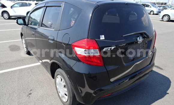 Buy Used Honda Fit Black Car in Beitbridge in Matabeleland South Buy Used Honda Fit Black Car in Beitbridge in Matabeleland South
