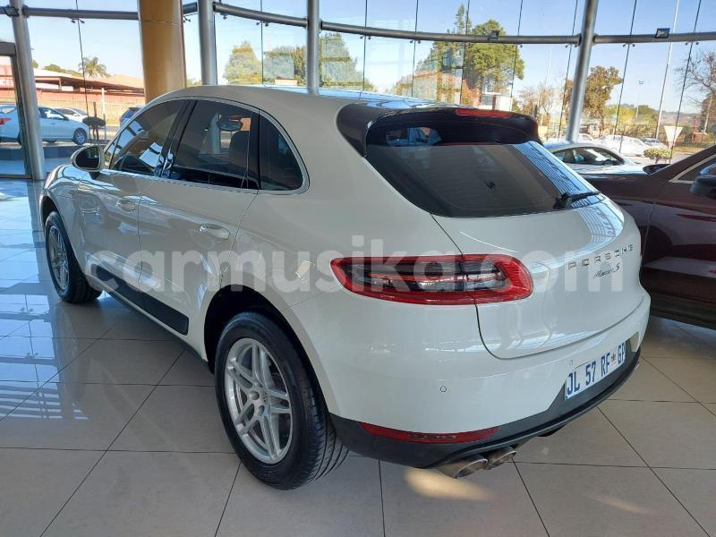 Big with watermark porsche macan matabeleland south beitbridge 23269