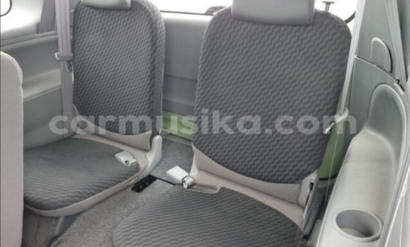 Acheter Occasion Voiture Toyota Sienta Vert à Beitbridge, Matabeleland South Acheter Occasion Voiture Toyota Sienta Vert à Beitbridge, Matabeleland South