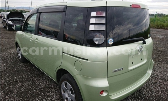 Acheter Occasion Voiture Toyota Sienta Vert à Beitbridge, Matabeleland South Acheter Occasion Voiture Toyota Sienta Vert à Beitbridge, Matabeleland South