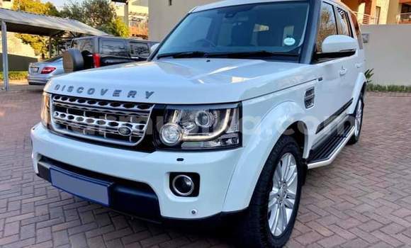 Buy Used Land Rover Discovery Sport White Car in Beitbridge in Matabeleland South Buy Used Land Rover Discovery Sport White Car in Beitbridge in Matabeleland South