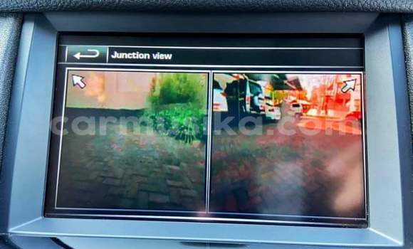 Buy Used Land Rover Discovery Sport White Car in Beitbridge in Matabeleland South Buy Used Land Rover Discovery Sport White Car in Beitbridge in Matabeleland South